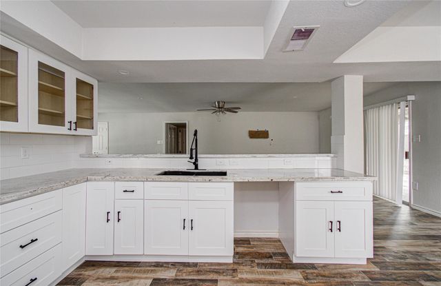 5507 Braesvalley Drive, Houston, TX 77096