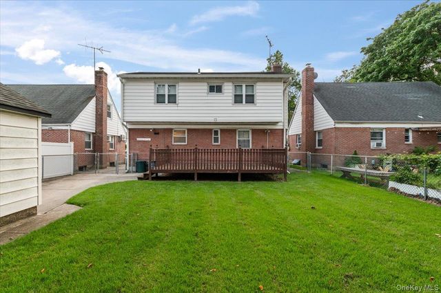 7607 Hewlett Street, New Hyde Park, NY 11040