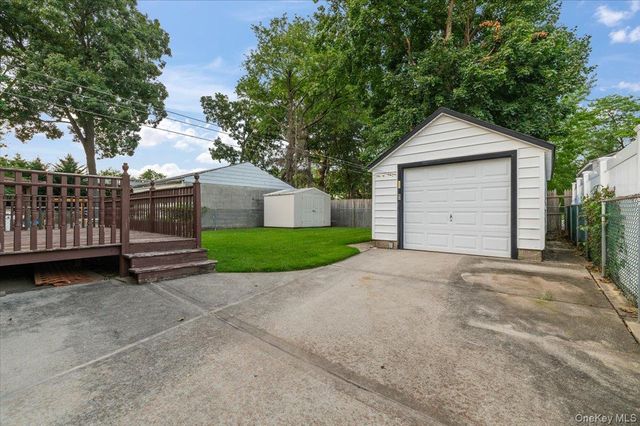 7607 Hewlett Street, New Hyde Park, NY 11040