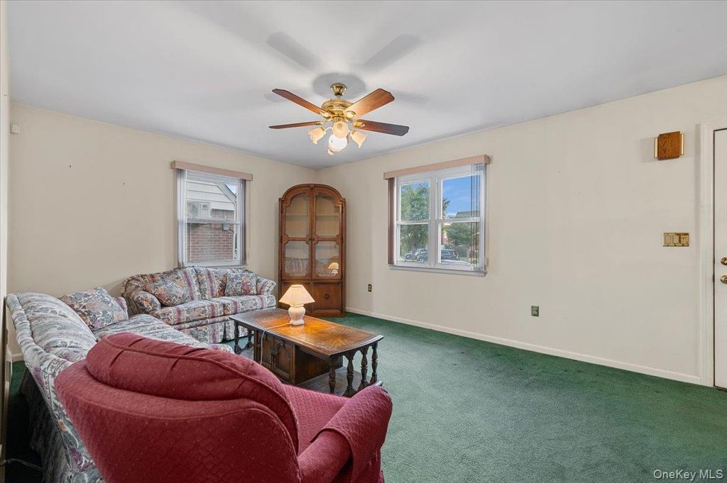 7607 Hewlett Street, New Hyde Park, NY 11040 — photo 5