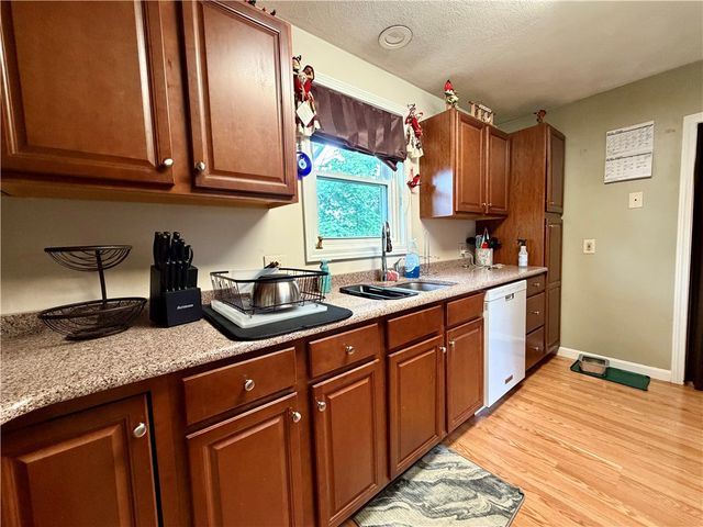 100 Panto Road, Warwick, RI 02886