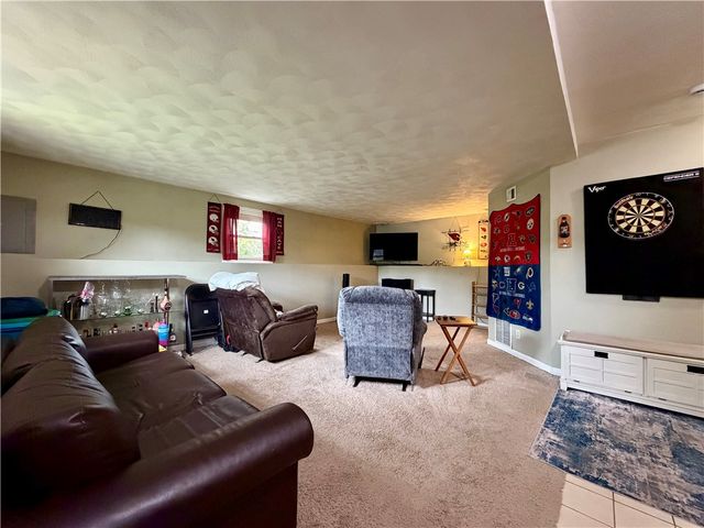 100 Panto Road, Warwick, RI 02886