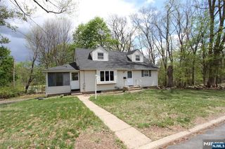 71 Dawn Avenue, North Haledon, NJ 07508