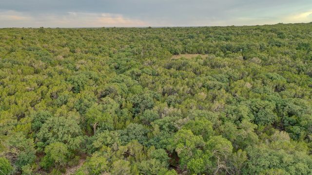 438-2 Yellowstone Lane, Hunt, TX 78024