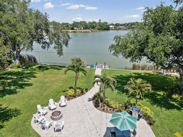 2211 50TH STREET W, Bradenton, FL 34209
