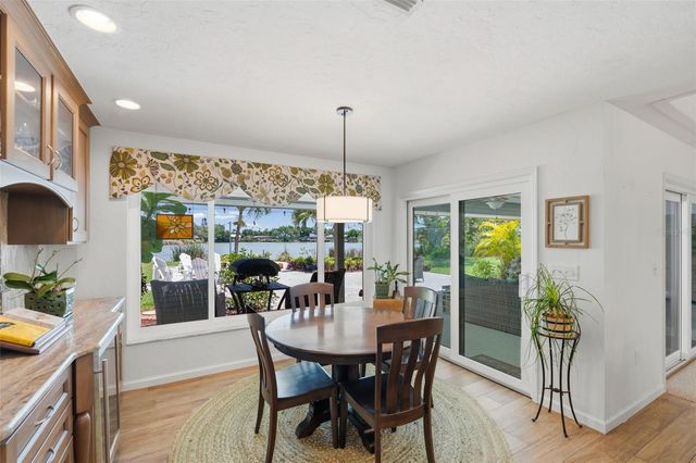 2211 50TH STREET W, Bradenton, FL 34209