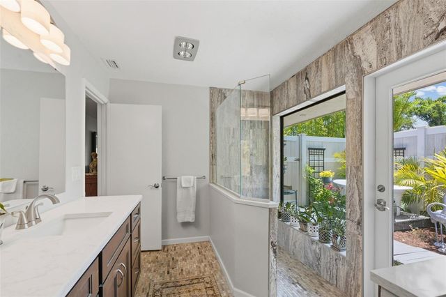 2211 50TH STREET W, Bradenton, FL 34209