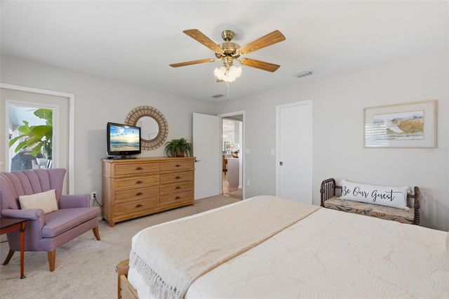 2211 50TH STREET W, Bradenton, FL 34209