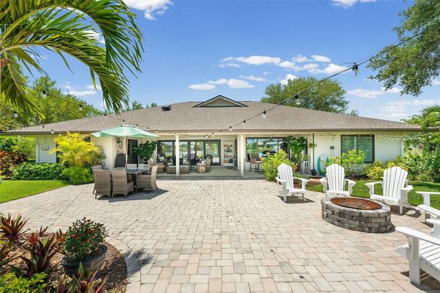 2211 50TH STREET W, Bradenton, FL 34209
