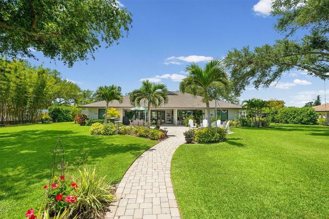 2211 50TH STREET W, Bradenton, FL 34209