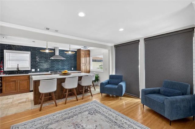 211 N Western, San Pedro, CA 90732