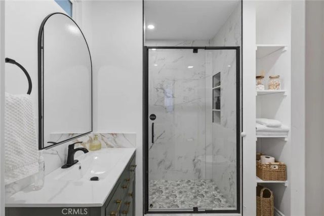 211 N Western, San Pedro, CA 90732