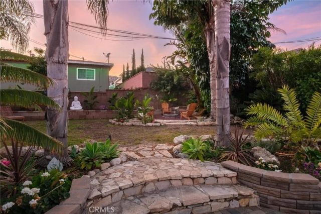 211 N Western, San Pedro, CA 90732