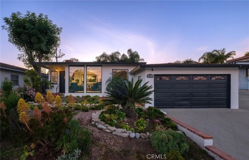 211 N Western, San Pedro, CA 90732