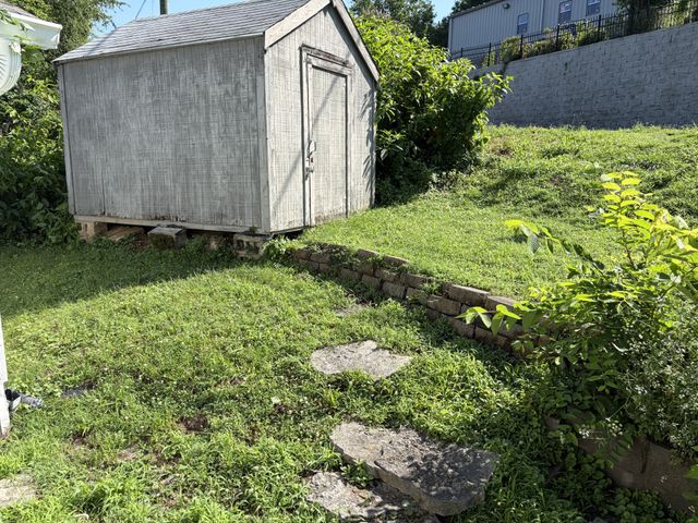 1916 Seminole Ave, Nashville, TN 37211