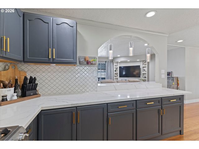 6900 Sw 195TH Ave 111, Beaverton, OR 97007