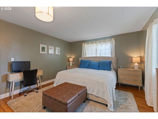 6900 Sw 195TH Ave 111, Beaverton, OR 97007