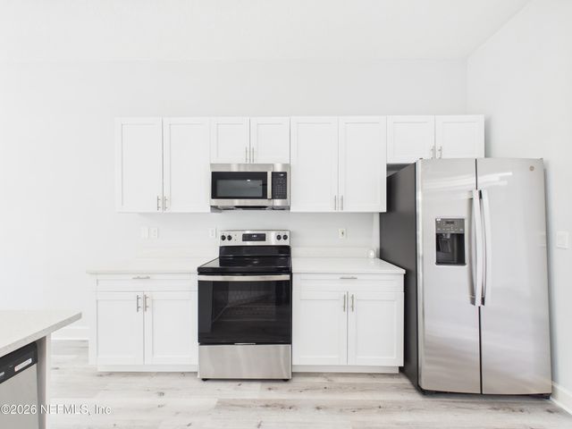 4018 ANDERSON WOODS Drive, Jacksonville, FL 32218