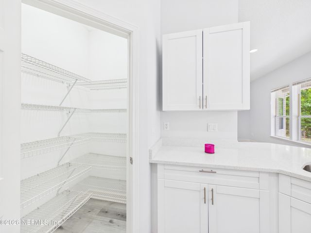 4018 ANDERSON WOODS Drive, Jacksonville, FL 32218