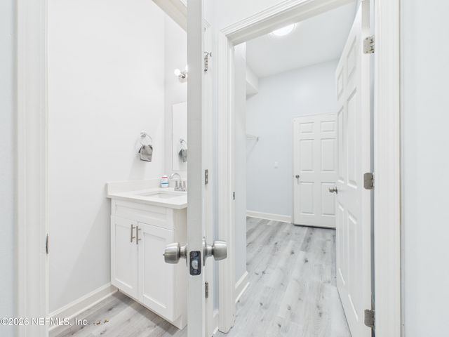 4018 ANDERSON WOODS Drive, Jacksonville, FL 32218