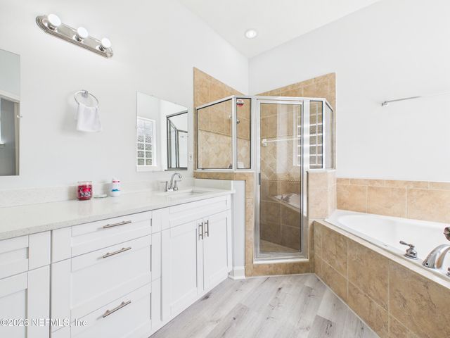 4018 ANDERSON WOODS Drive, Jacksonville, FL 32218