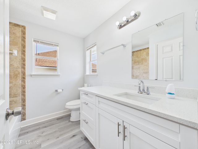 4018 ANDERSON WOODS Drive, Jacksonville, FL 32218