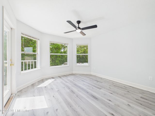 4018 ANDERSON WOODS Drive, Jacksonville, FL 32218