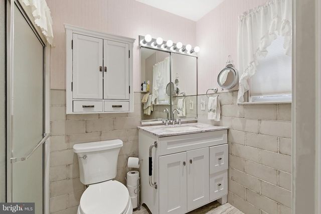 112 GUNWALE ROAD, Manahawkin, NJ 08050