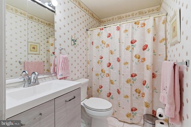 112 GUNWALE ROAD, Manahawkin, NJ 08050