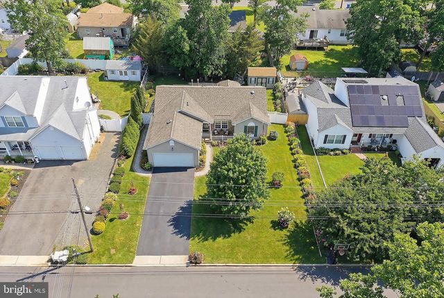 112 GUNWALE ROAD, Manahawkin, NJ 08050