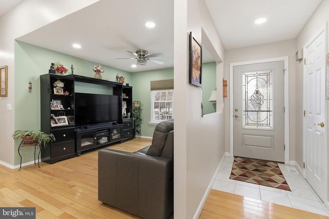 112 GUNWALE ROAD, Manahawkin, NJ 08050