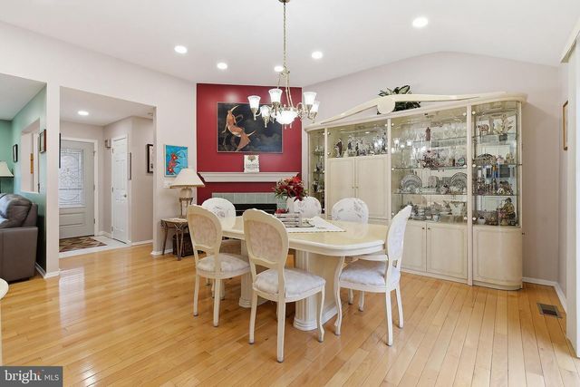 112 GUNWALE ROAD, Manahawkin, NJ 08050