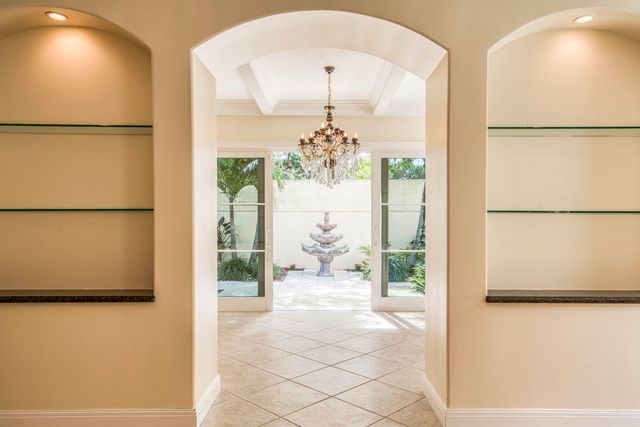 190 S Hampton Drive, Jupiter, FL 33458