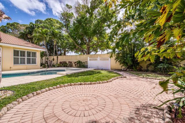 190 S Hampton Drive, Jupiter, FL 33458