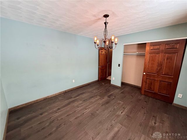 313 Scott Drive, Englewood, OH 45322