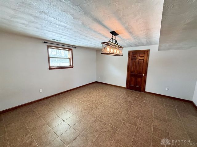 313 Scott Drive, Englewood, OH 45322