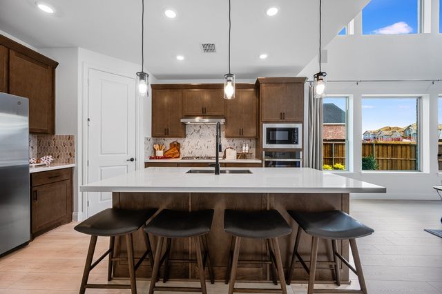 1737 Sugar Maple Mews, Celina, TX 75009