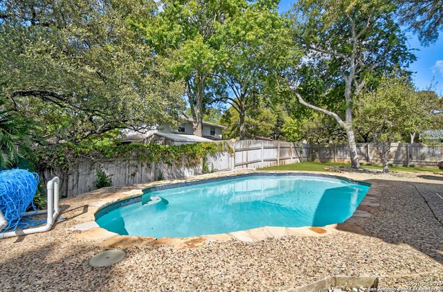 15327 Pebble Dew, San Antonio, TX 78232