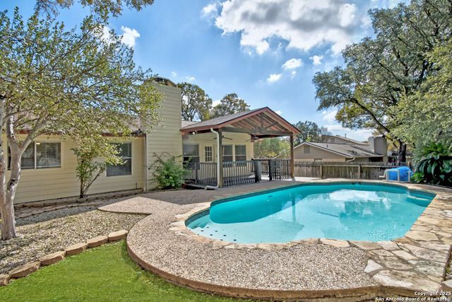 15327 Pebble Dew, San Antonio, TX 78232