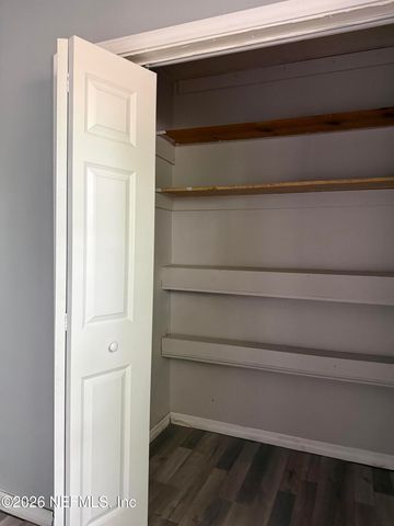 6528 MITFORD Road, Jacksonville, FL 32210