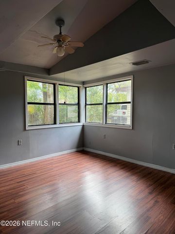 6528 MITFORD Road, Jacksonville, FL 32210