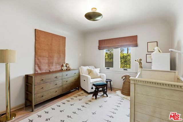 627 N Fuller Avenue, Los Angeles, CA 90036