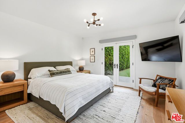 627 N Fuller Avenue, Los Angeles, CA 90036
