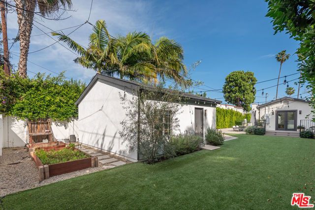 627 N Fuller Avenue, Los Angeles, CA 90036