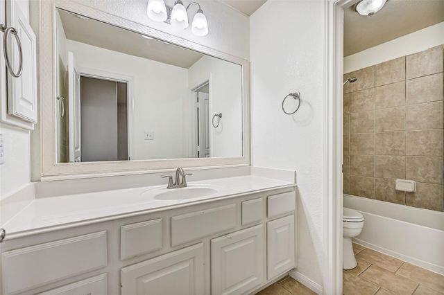 2508 Rockygate Lane, Friendswood, TX 77546