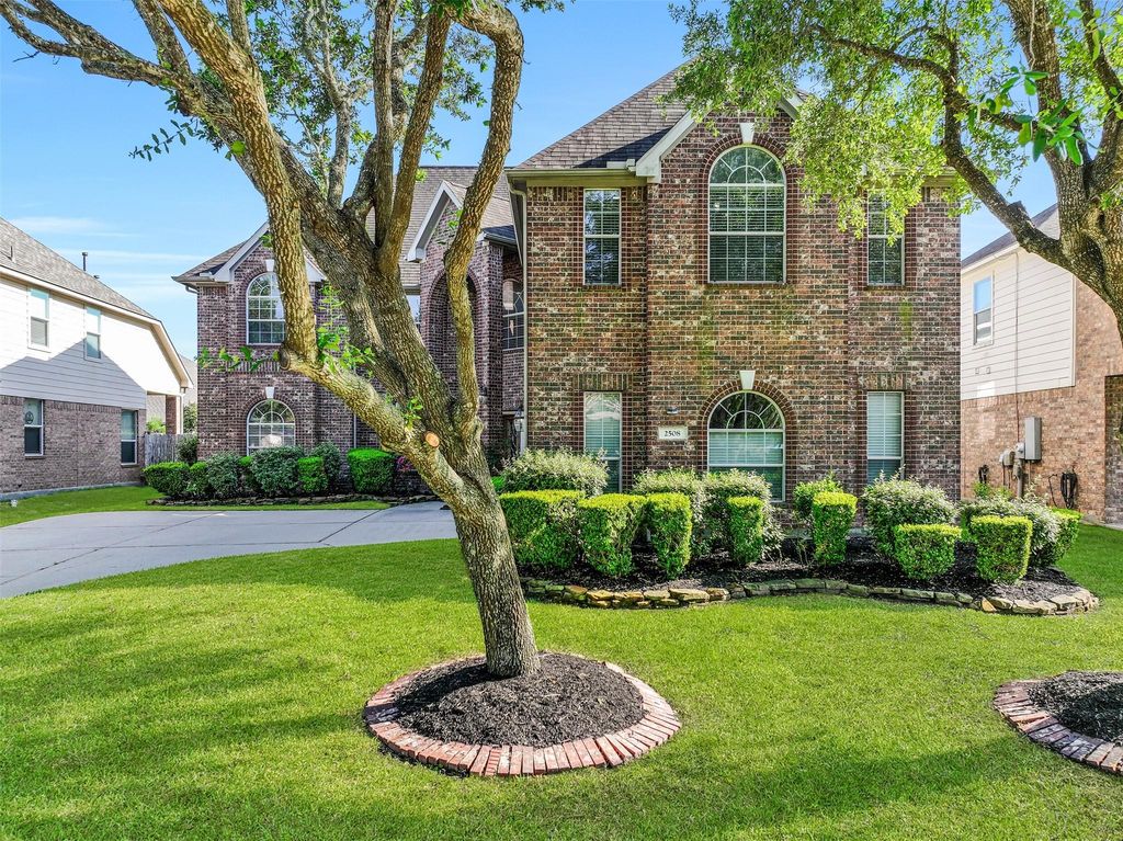 2508 Rockygate Lane, Friendswood, TX 77546