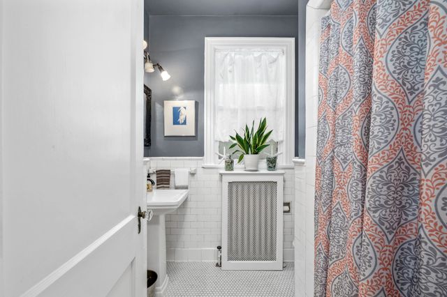 1894 JACKSON AVE, Memphis, TN 38107