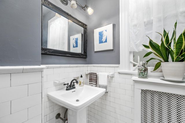 1894 JACKSON AVE, Memphis, TN 38107