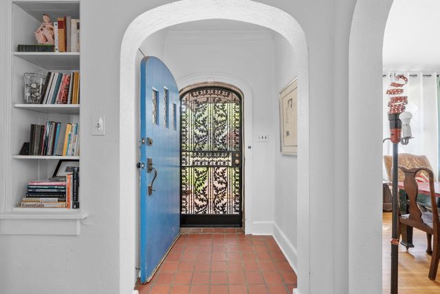 1894 JACKSON AVE, Memphis, TN 38107