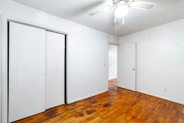 120 ADAMS ST, Centralia, MO 65240